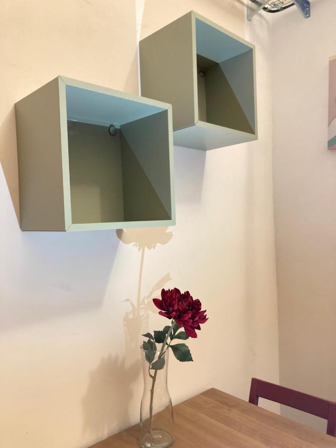Capsule Hostel Zizkov Tower 布拉格 外观 照片
