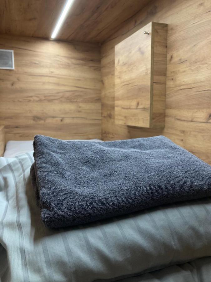 Capsule Hostel Zizkov Tower 布拉格 外观 照片